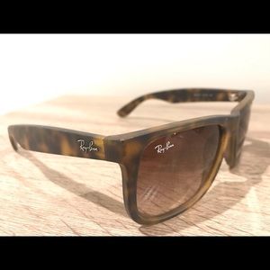 Ray-Ban Justin Sunglasses